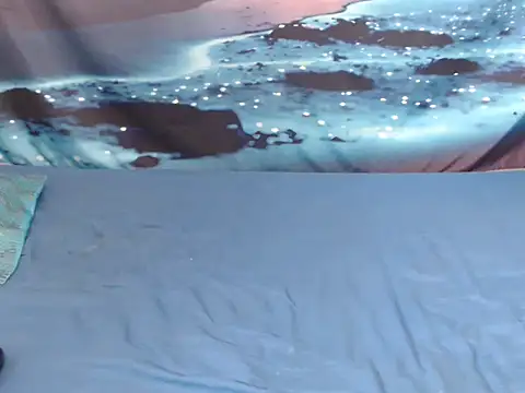 Snapshot of Bootyylicious chatting on 12-18-25, 11:16 Bootyylicious online show from 12-18-25, 11:16