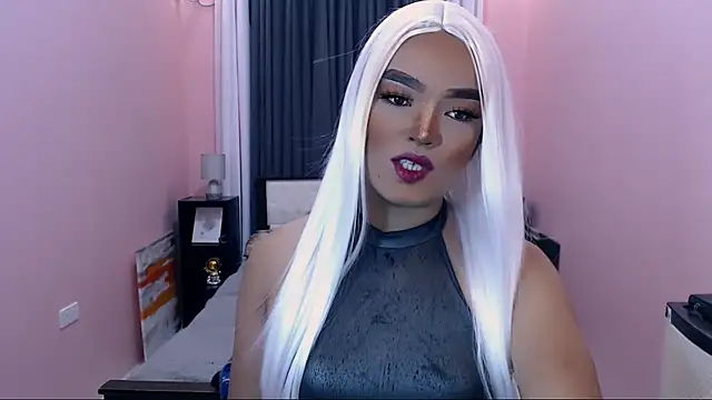 Fantacyloverr online show from 02-26-26, 10:03