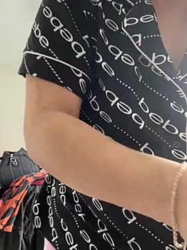 Snapshot of Sexymamalatina20 chatting on 03-10-26, 01:49 Sexymamalatina20 online show from 03-10-26, 01:49