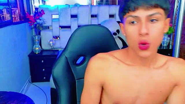 StormLuxX online show from 12-16-25, 12:10