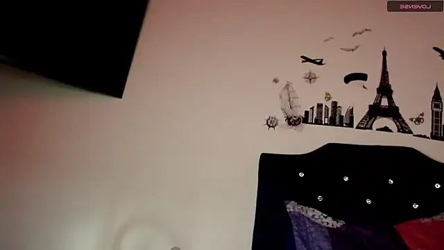 MisNicol online show from 12-22-25, 09:34