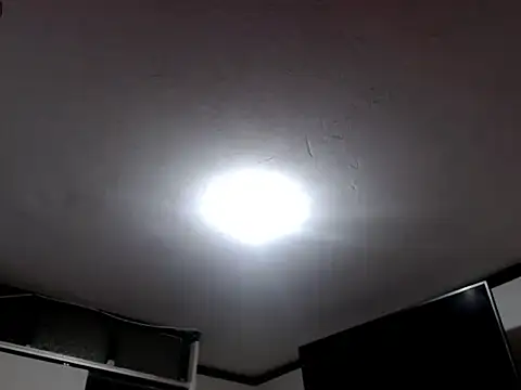 MisNicol online show from 04-10-26, 11:42