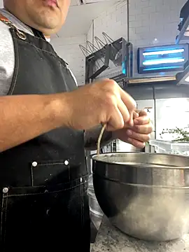 Snapshot of Samcan3 chatting on 12-03-25, 04:53 Samcan3 online show from 12-03-25, 04:53