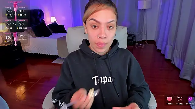 Snapshot of Zara_Wolf_ chatting on 02-04-26, 11:16 Zara Wolf online show from 02-04-26, 11:16