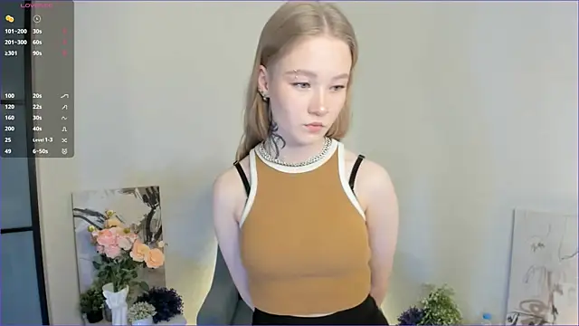 Snapshot of MaireLanda chatting on 01-09-26, 04:04 MaireLanda online show from 01-09-26, 04:04