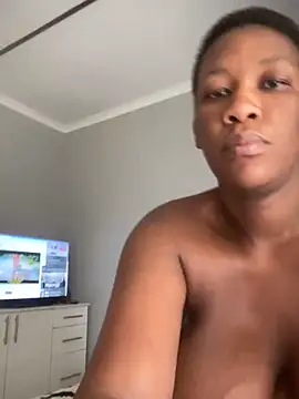 Snapshot of GiantClithpee chatting on 12-18-24, 10:08 GiantClithpee online show from 12-18-24, 10:08