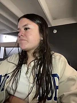 Camila Duarte2 online show from 02-06-26, 01:25