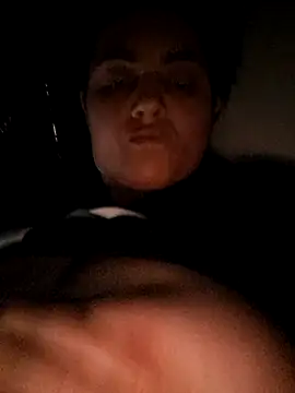 Snapshot of gini92 chatting on 02-08-26, 07:06 gini92 online show from 02-08-26, 07:06