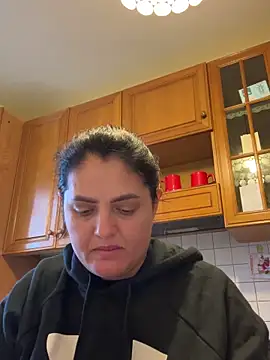 Snapshot of gini92 chatting on 02-09-26, 07:23 gini92 online show from 02-09-26, 07:23