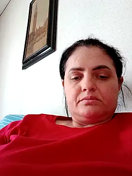 Snapshot of gini92 chatting on 04-01-26, 02:25 gini92 online show from 04-01-26, 02:25