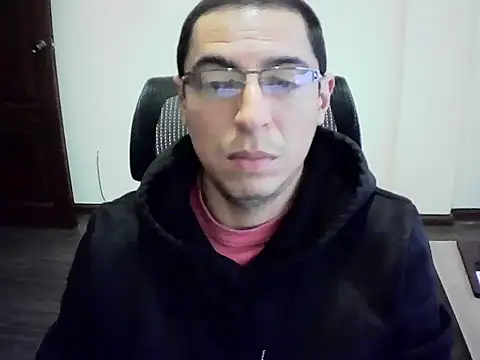 Snapshot of Tu_Principe_Azul36 chatting on 02-19-26, 11:23 Tu Principe Azul36 online show from 02-19-26, 11:23