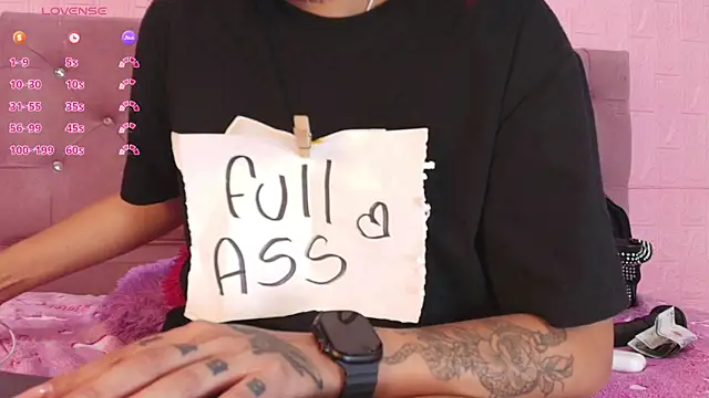 Snapshot of Slut_Dirty_Nastyy chatting on 12-18-25, 10:49 Slut Dirty Nastyy online show from 12-18-25, 10:49