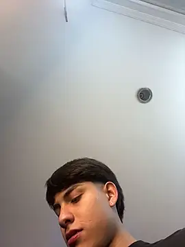 Snapshot of Lander_Cruz chatting on 02-20-26, 07:36 Lander Cruz online show from 02-20-26, 07:36