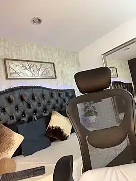 Snapshot of Lander_Cruz chatting on 02-21-26, 07:15 Lander Cruz online show from 02-21-26, 07:15