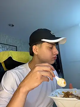 Snapshot of Lander_Cruz chatting on 02-24-26, 07:56 Lander Cruz online show from 02-24-26, 07:56