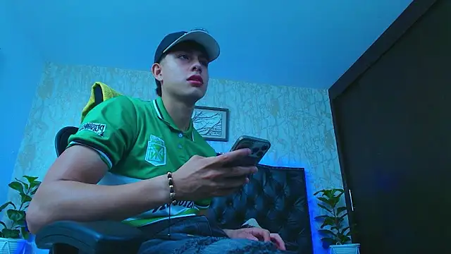 Snapshot of Lander_Cruz chatting on 03-04-26, 05:41 Lander Cruz online show from 03-04-26, 05:41