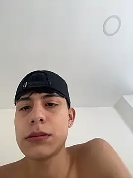 Lander Cruz online show from 05-02-26, 02:44