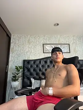 Snapshot of Lander_Cruz chatting on 05-27-26, 01:57 Lander Cruz online show from 05-27-26, 01:57