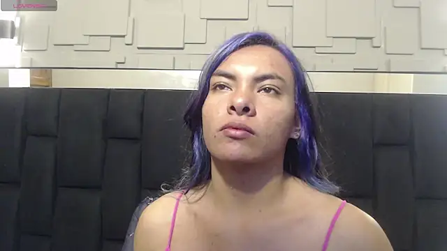 hanna13  online show from 12-04-25, 11:41