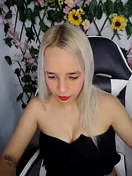 KasumiSophia online show from 04-28-26, 12:21