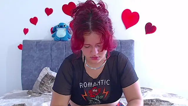 Snapshot of hottie_couplee chatting on 07-01-26, 10:42 hottie couplee online show from 07-01-26, 10:42