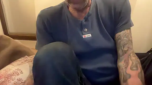 Snapshot of CBT-Sounding chatting on 01-11-26, 12:48 CBT-Sounding online show from 01-11-26, 12:48