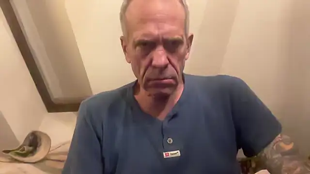 Snapshot of CBT-Sounding chatting on 01-13-26, 02:39 CBT-Sounding online show from 01-13-26, 02:39