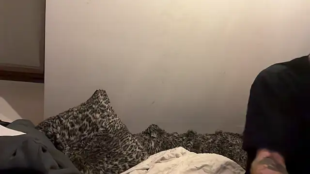 Snapshot of CBT-Sounding chatting on 02-23-26, 02:09 CBT-Sounding online show from 02-23-26, 02:09