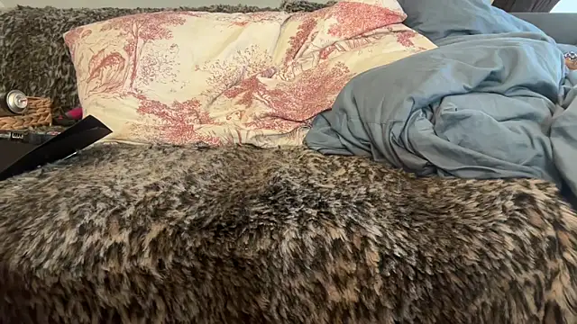 Snapshot of CBT-Sounding chatting on 03-01-26, 03:03 CBT-Sounding online show from 03-01-26, 03:03