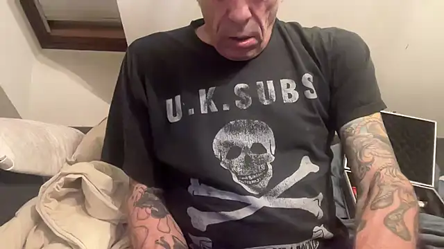 Snapshot of CBT-Sounding chatting on 03-14-26, 10:48 CBT-Sounding online show from 03-14-26, 10:48