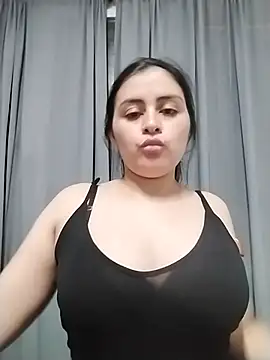 Snapshot of latina_prohibida chatting on 01-19-26, 12:36 latina prohibida online show from 01-19-26, 12:36