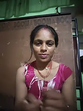 Snapshot of Rakhi_hote chatting on 06-15-26, 10:45 Rakhi hote online show from 06-15-26, 10:45