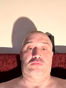 Olomoucak1982 online show from 04-30-26, 06:58