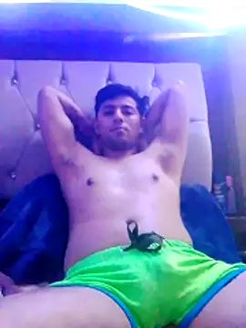 Snapshot of Eduall93 chatting on 03-15-26, 09:04 Eduall93 online show from 03-15-26, 09:04