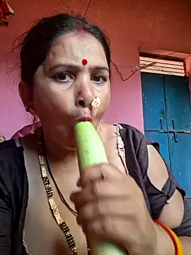 Your-shreya143 online show from 07-24-26, 11:52