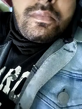 Snapshot of samsexjuice chatting on 12-20-25, 06:48 samsexjuice online show from 12-20-25, 06:48