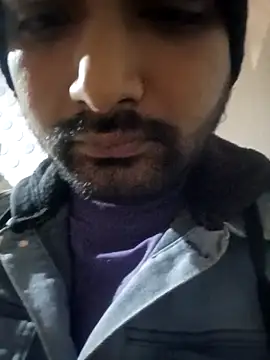 Snapshot of samsexjuice chatting on 12-23-25, 04:32 samsexjuice online show from 12-23-25, 04:32