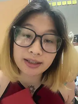 Snapshot of abella1116 chatting on 02-19-26, 08:16 abella1116 online show from 02-19-26, 08:16