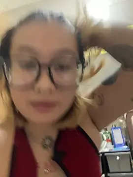 Snapshot of abella1116 chatting on 02-20-26, 08:20 abella1116 online show from 02-20-26, 08:20