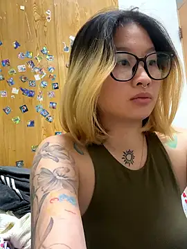 Snapshot of abella1116 chatting on 03-13-26, 07:31 abella1116 online show from 03-13-26, 07:31