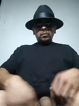  papi G  online show from 08-04-26, 10:51