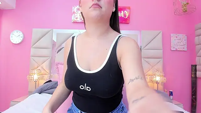 Diamond juliana online show from 06-18-26, 03:07