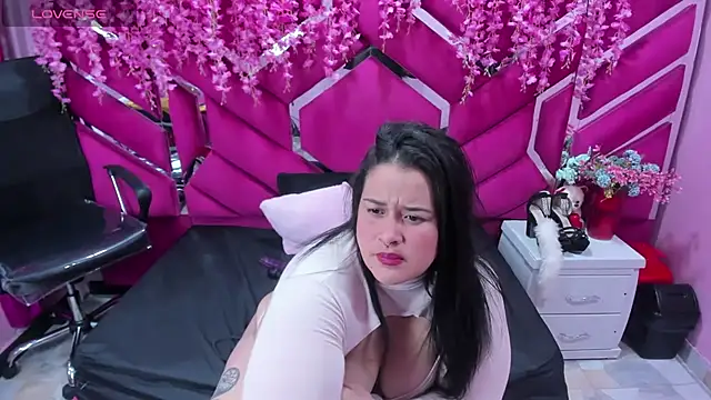 Atena Glow  online show from 02-14-26, 03:03