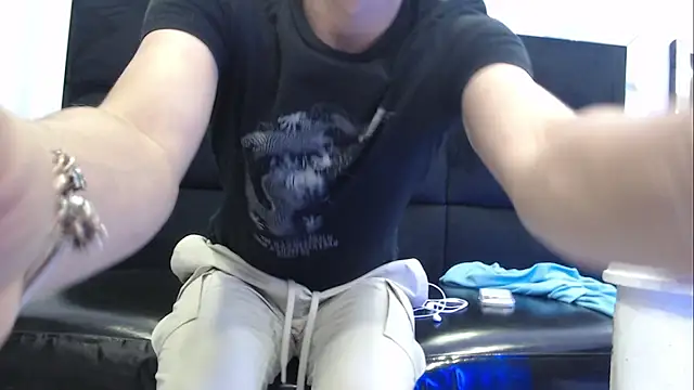 JuanGomm online show from 03-03-26, 03:01