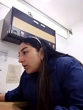 Snapshot of Valeria_montana_ chatting on 01-15-26, 12:32 Valeria montana online show from 01-15-26, 12:32