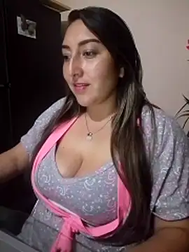 Snapshot of Valeria_montana_ chatting on 02-02-26, 11:47 Valeria montana online show from 02-02-26, 11:47