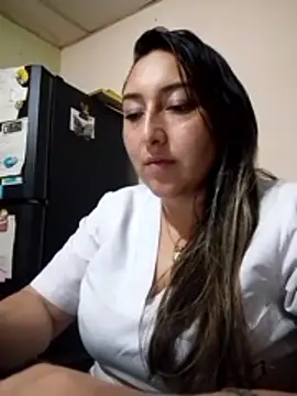 Snapshot of Valeria_montana_ chatting on 02-25-26, 12:42 Valeria montana online show from 02-25-26, 12:42