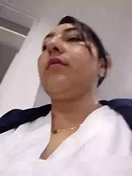 Snapshot of Valeria_montana_ chatting on 03-03-26, 12:00 Valeria montana online show from 03-03-26, 12:00