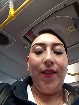 Snapshot of Valeria_montana_ chatting on 03-11-26, 11:16 Valeria montana online show from 03-11-26, 11:16