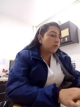 Snapshot of Valeria_montana_ chatting on 03-12-26, 12:11 Valeria montana online show from 03-12-26, 12:11